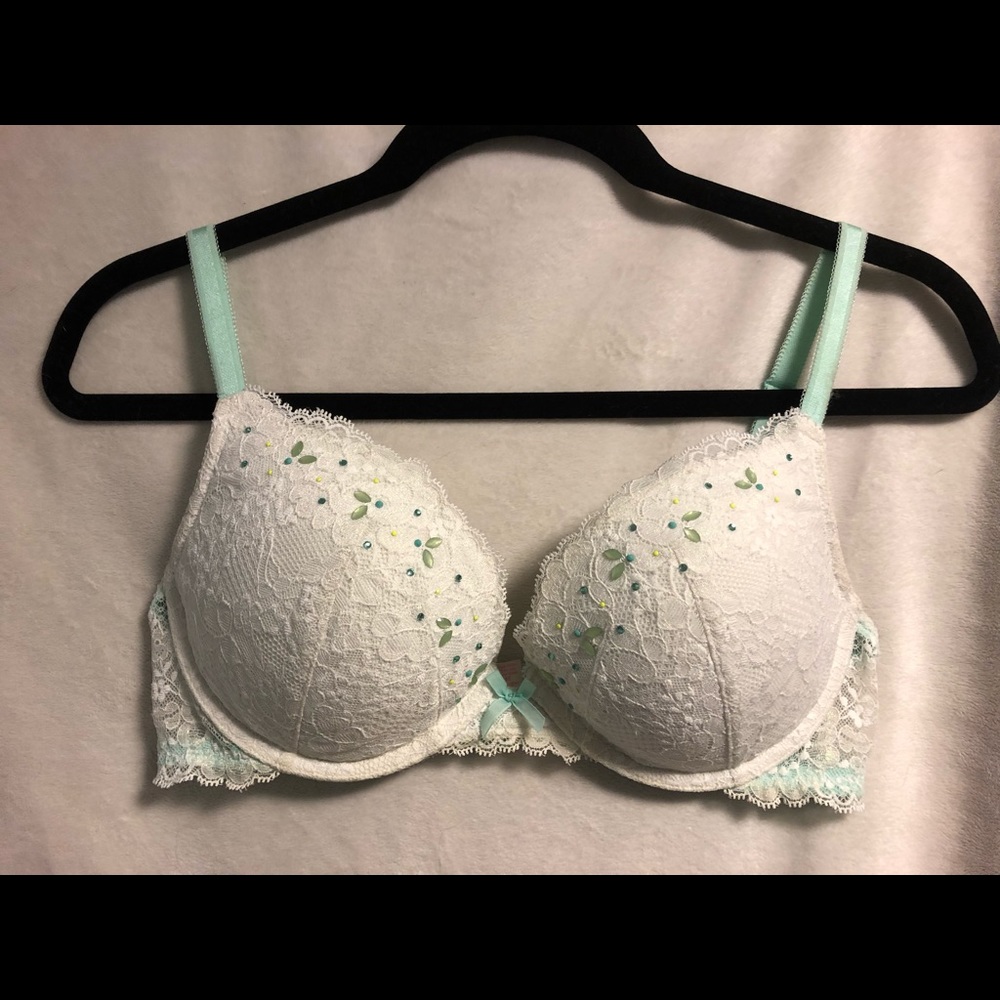 Victoria secret bra
